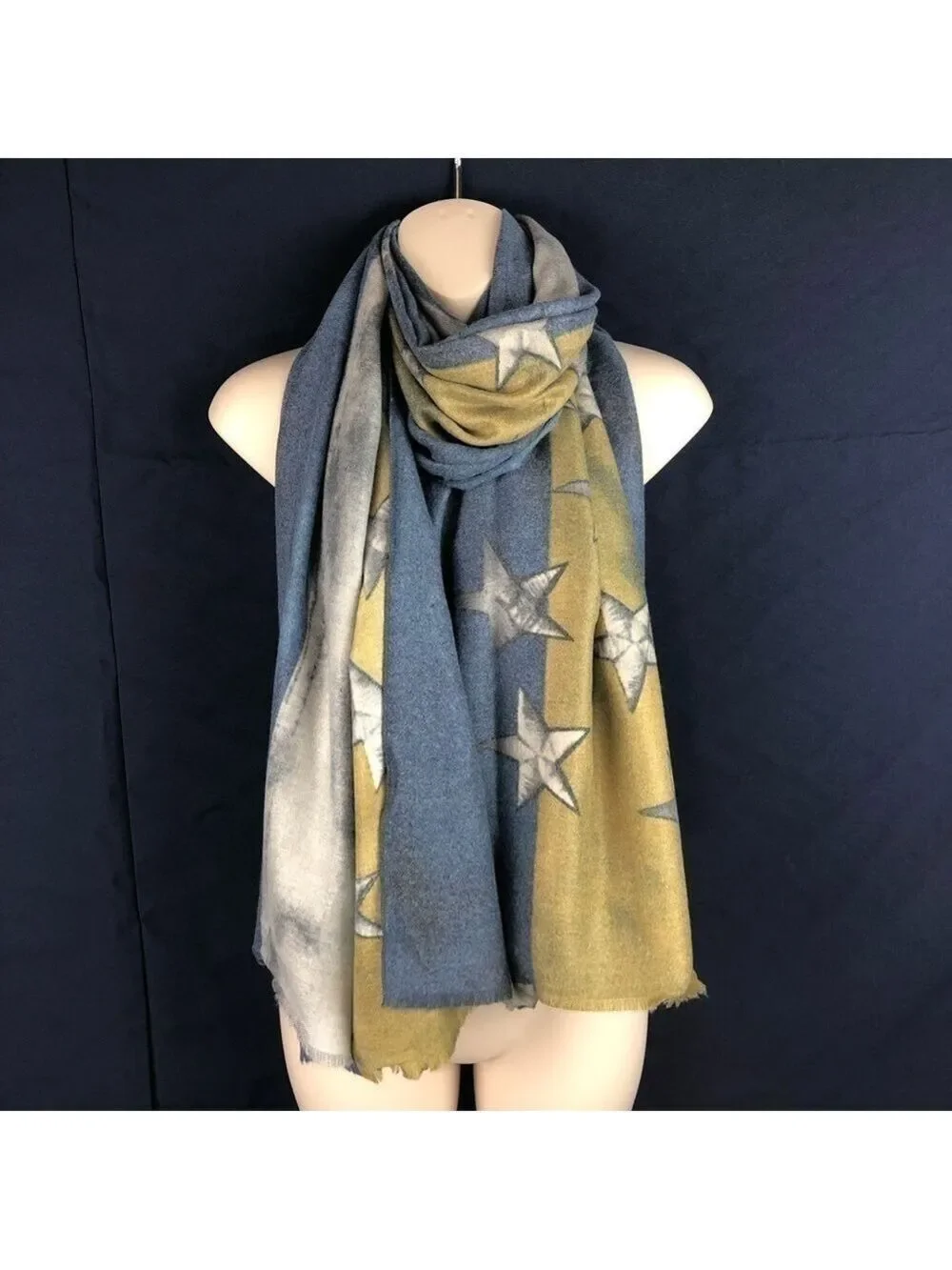 N/A fringed hem